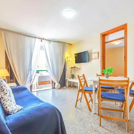 Two Bedroom Apartment, Near Playa De Las Americas, Free Wifi, Pool * Playa de las Americas (Tenerife)