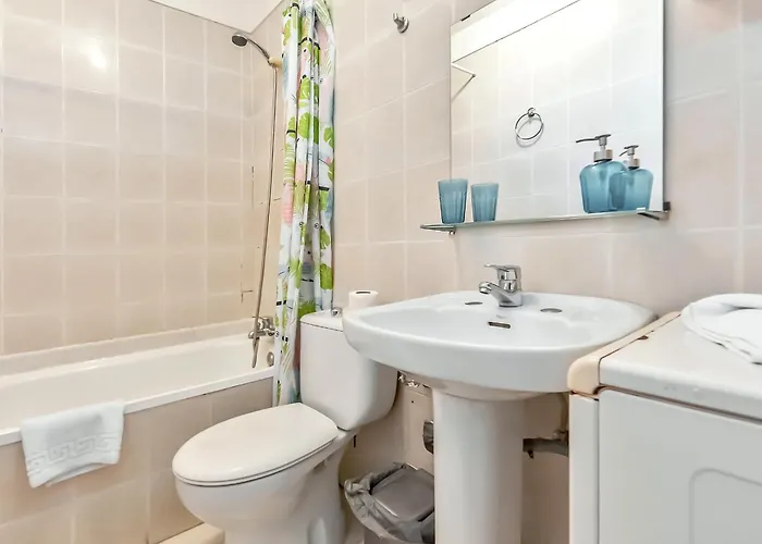 Two Bedroom Apartment, Near Playa De Las Americas, Free Wifi, Pool Apartament