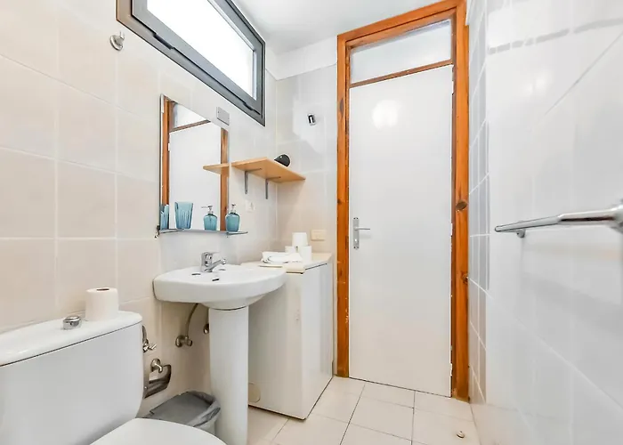 Apartment Two Bedroom Apartment, Near Playa De Las Americas, Free Wifi, Pool Playa de las Americas (Tenerife)