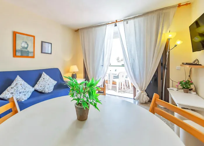 Apartment Two Bedroom Apartment, Near Playa De Las Americas, Free Wifi, Pool Playa de las Americas (Tenerife)
