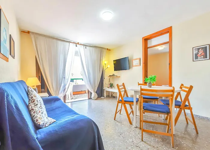 Two Bedroom Apartment, Near Playa De Las Americas, Free Wifi, Pool * Playa de las Americas (Tenerife)